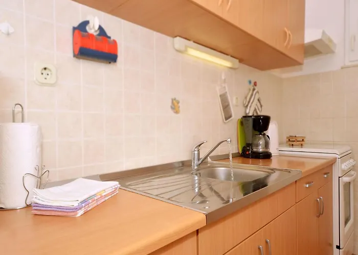 Nada Apartman Rogoznica (Sibenik-Knin)