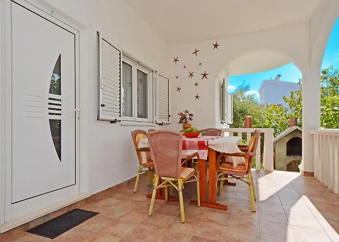 Apartman Nada Rogoznica (Sibenik-Knin)